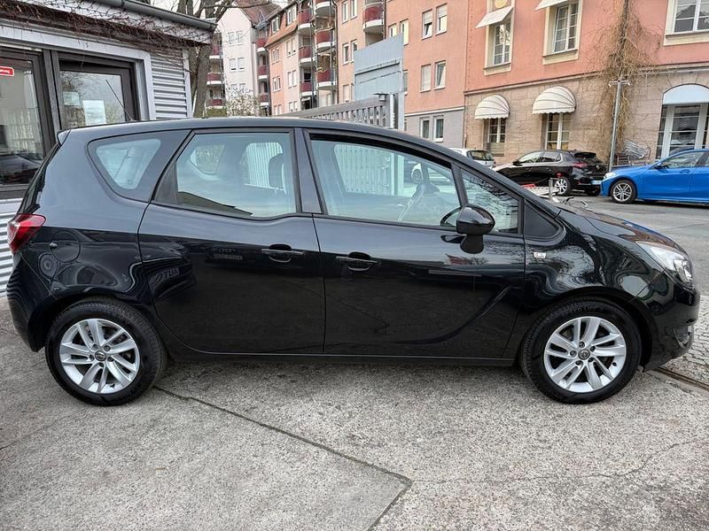 Gebraucht Opel Meriva 120 PS (88 kW) 2016 Schwarz Van / Kleinbus