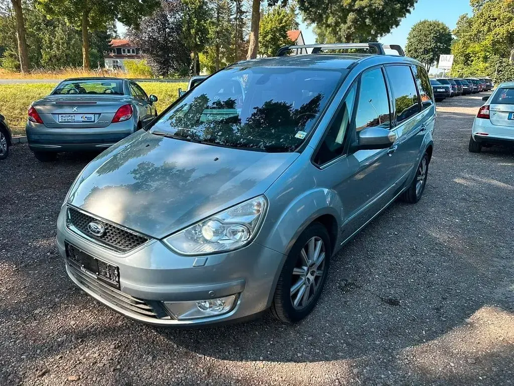 Gebraucht Ford Galaxy Ghia 140 PS (102 kW) 2008 Silber Van / Kleinbus