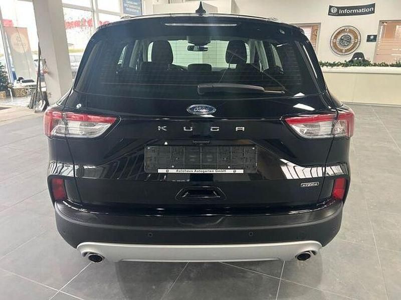 Gebraucht Ford Kuga Titanium 224 PS (164 kW) 2021 Andere SUV