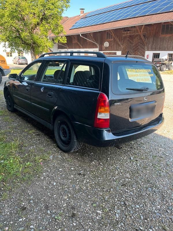 Schwarz Gebraucht 2002 Opel Astra Kombi | 500 € (Superpreis) - Bild 1/4