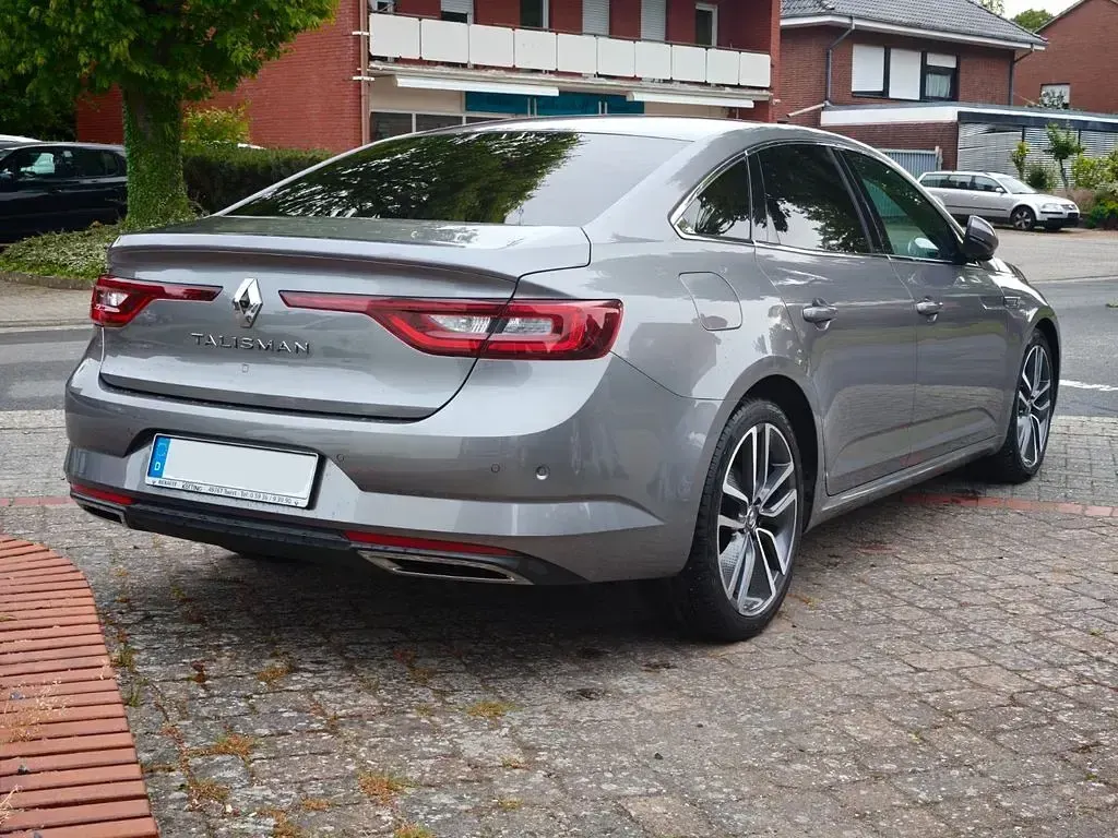 Gebraucht Renault Talisman Intens 160 PS (117 kW) 2017 Grau Limousine