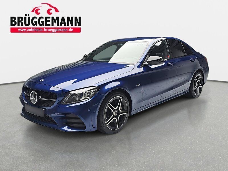 Blau Gebraucht 2020 Mercedes C220 AMG line Limousine | 29.790 € (Guter Preis) - Bild 1/4