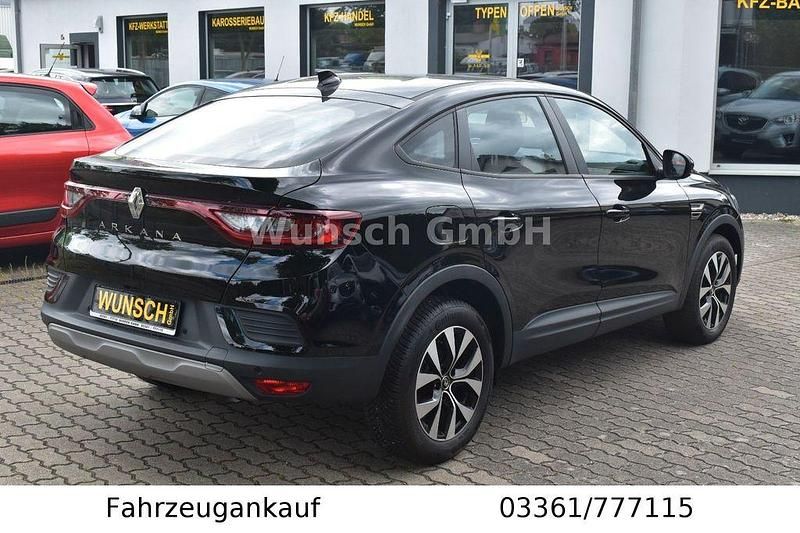 Gebraucht Renault Arkana Equilibre 140 PS (102 kW) 2023 Schwarz SUV