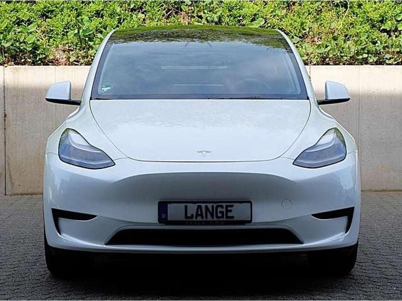 Gebraucht Tesla Model Y RWD 255 kW (347 PS) 2024 Weiß perleffekt (metallic) SUV