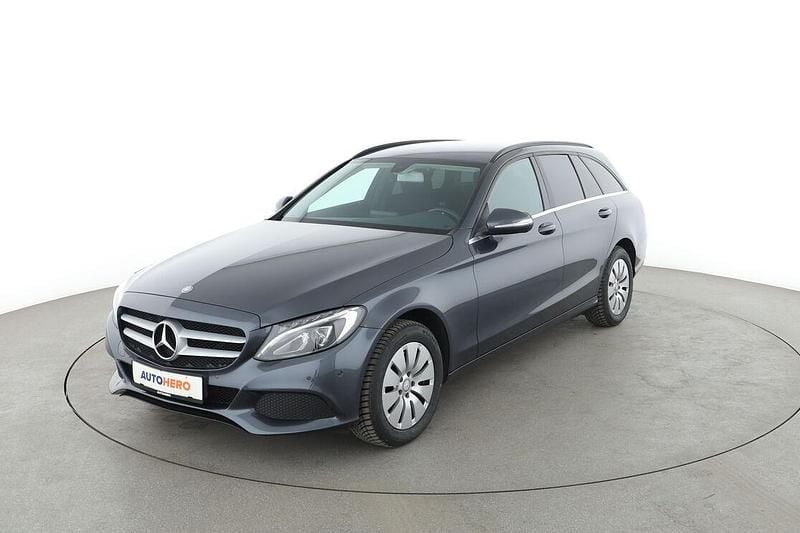 Grau Gebraucht 2015 Mercedes C180 Kombi | 16.470 € (Fairer Preis) - Bild 1/3