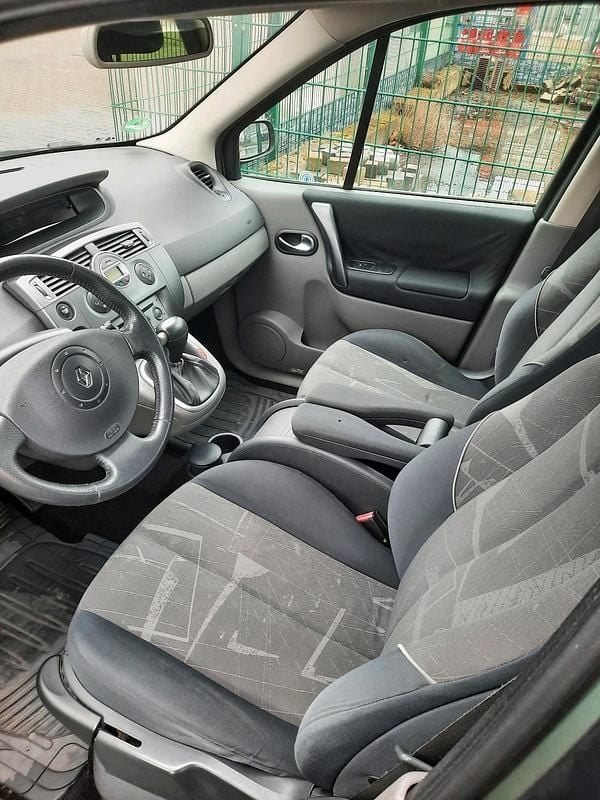 Gebraucht Renault Scénic II 140 PS (102 kW) 2004 Grün Van / Kleinbus