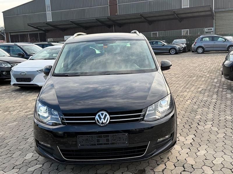 Gebraucht VW Sharan 150 PS (110 kW) 2016 Schwarz Van / Kleinbus