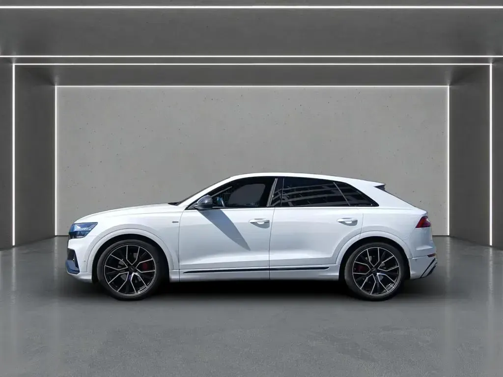 Gebraucht Audi Q8 Competition 286 PS (210 kW) 2022 Weiß SUV