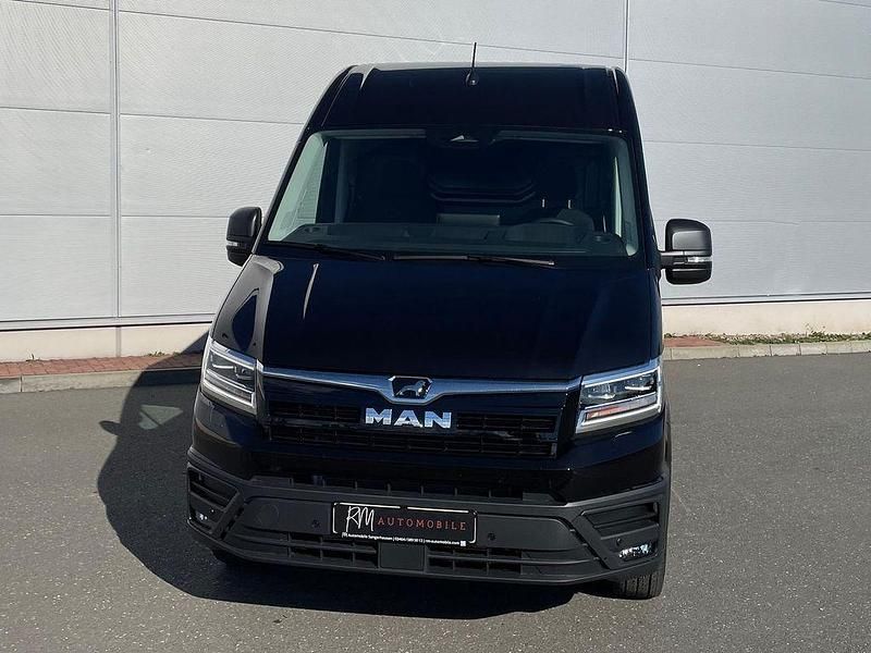 Neu MAN TGE 177 PS (130 kW) 2026 Schwarz Van