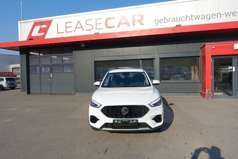 Weiß Gebraucht 2023 MG ZS Comfort Limousine | 11.988 € (Fairer Preis) - Bild 1/4