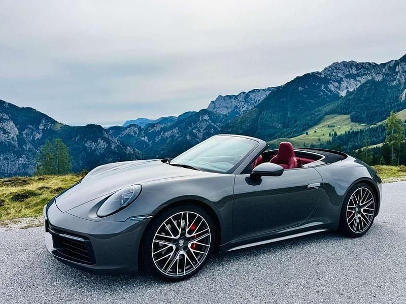 Gebraucht Porsche 992 450 PS (330 kW) 2021 Grau Cabrio