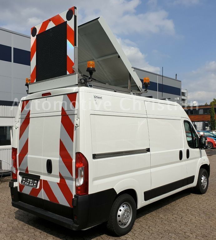 Gebraucht Citroën Jumper 140 PS (102 kW) 2018 Weiß Van / Kleinbus