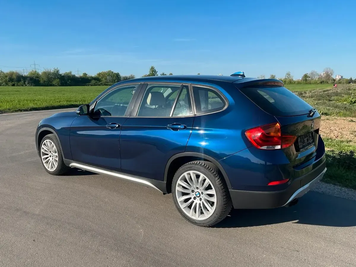 Gebraucht BMW X1 xLine 184 PS (135 kW) 2012 Blau SUV