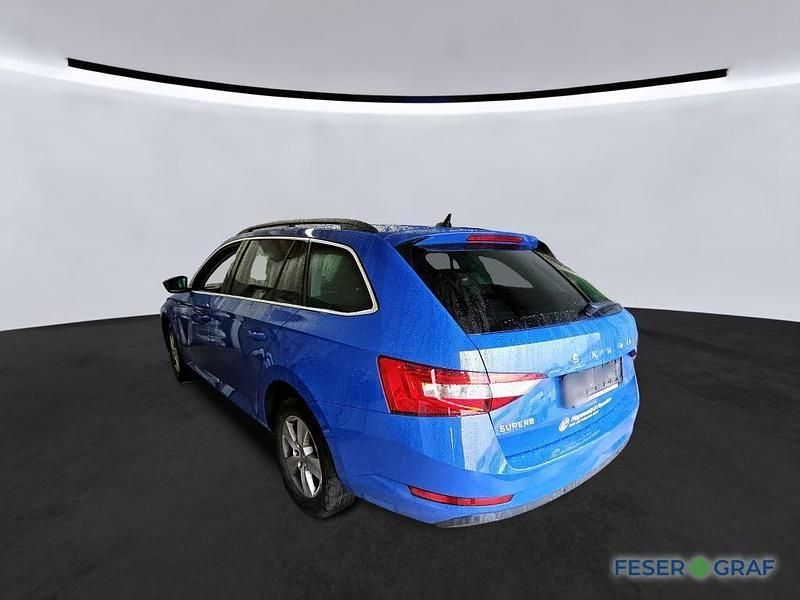 Gebraucht Skoda Superb Ambition 150 PS (110 kW) 2022 Blau Kombi