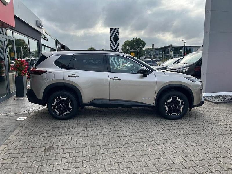 Gebraucht Nissan X-Trail 204 PS (150 kW) 2025 Grau SUV