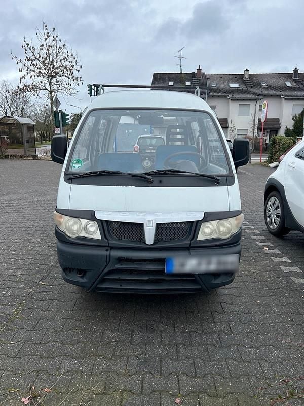 Gebraucht Piaggio Porter 65 PS (47 kW) 2012 Weiß Van / Kleinbus