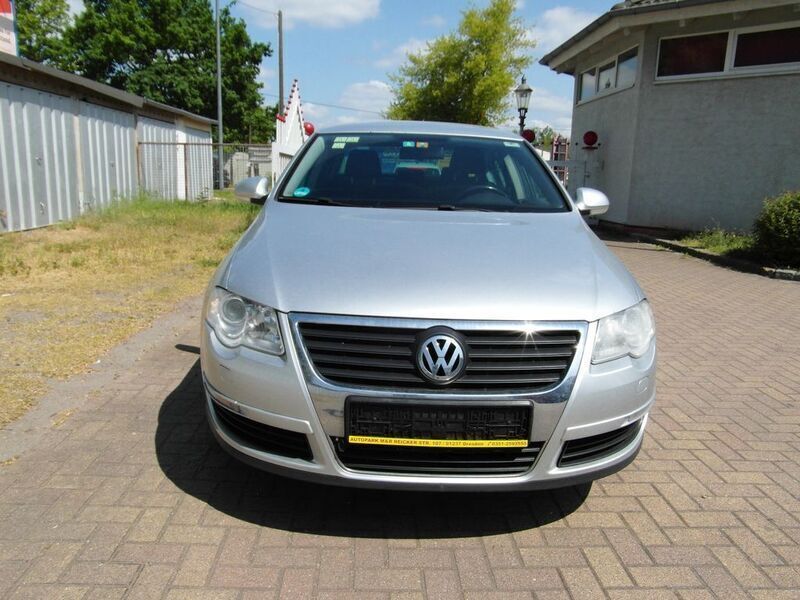Gebraucht VW Passat 150 PS (110 kW) 2006 Blau Limousine