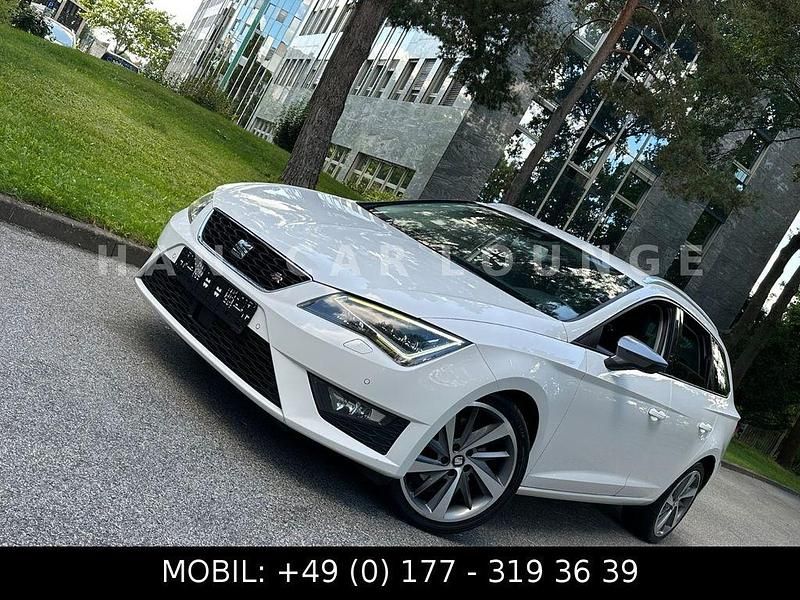 Weiß Gebraucht 2016 Seat Leon ST FR Kombi | 9.900 € (Fairer Preis) - Bild 1/4