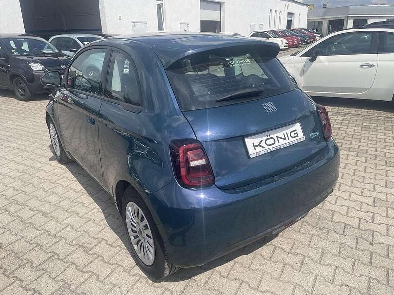 Gebraucht Fiat 500e 86 kW (118 PS) 2023 Grün Kleinwagen