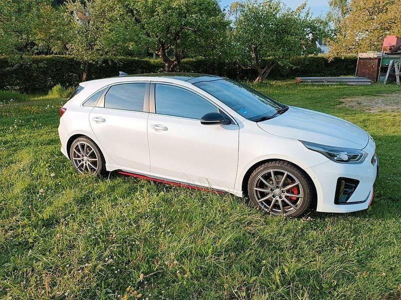 Gebraucht Kia Ceed GT GT 204 PS (150 kW) 2019 Weiß Limousine