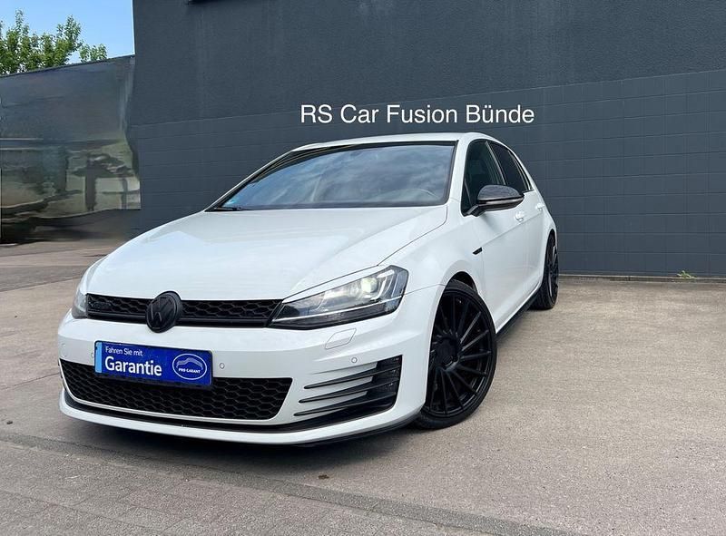 Weiß Gebraucht 2016 VW Golf VII GTD Limousine | 15.090 € (Fairer Preis) - Bild 1/4