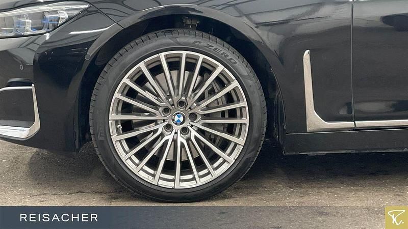 Gebraucht BMW 750L Efficient Dynamics 400 PS (294 kW) 2020 Saphirschwarz metallic Limousine