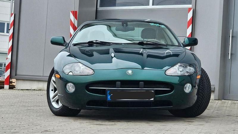 Używany Jaguar XK8 298 KM (219 kW) 2004 Zielony Coupe