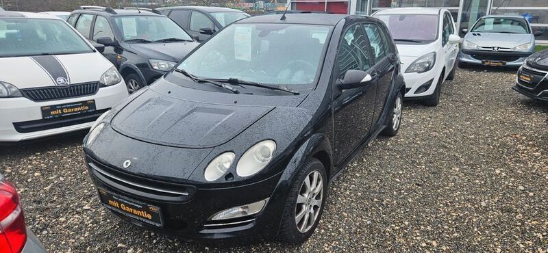 Schwarz Gebraucht 2005 Smart ForFour Limousine | 2.390 € (Fairer Preis) - Bild 1/4