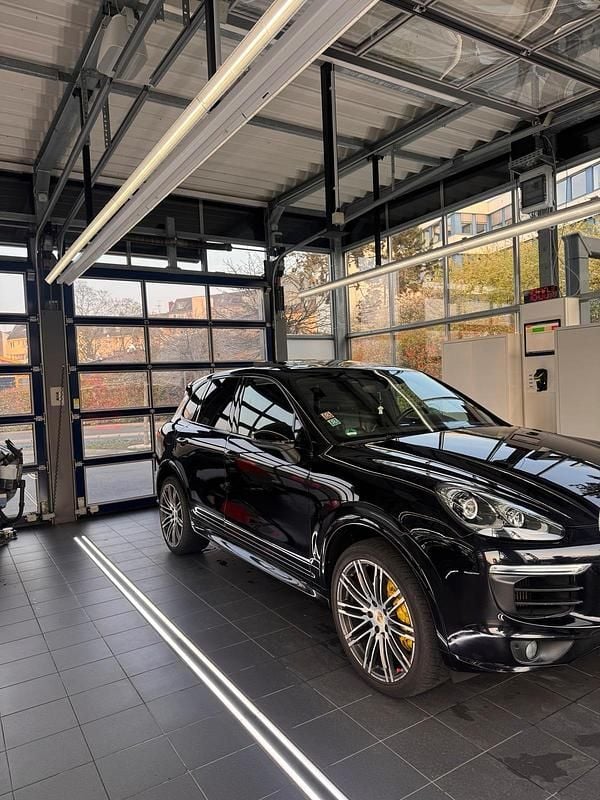 Gebraucht Porsche Cayenne 262 PS (192 kW) 2015 Schwarz SUV