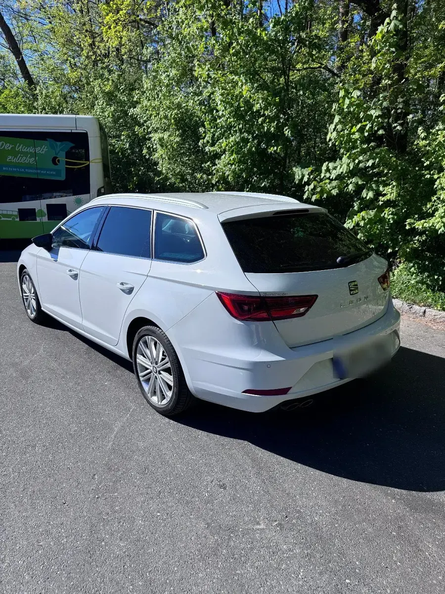 Gebraucht Seat Leon XCELLENCE 150 PS (110 kW) 2019 Weiß Kombi