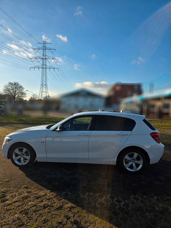 Gebraucht BMW 116 Sport Line 136 PS (100 kW) 2014 Weiß Kleinwagen