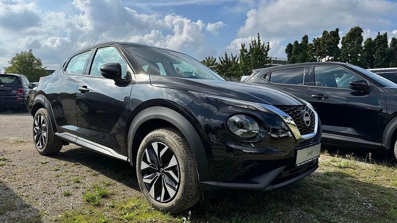 Neu Nissan Juke Acenta 114 PS (83 kW) 2025 Schwarz SUV