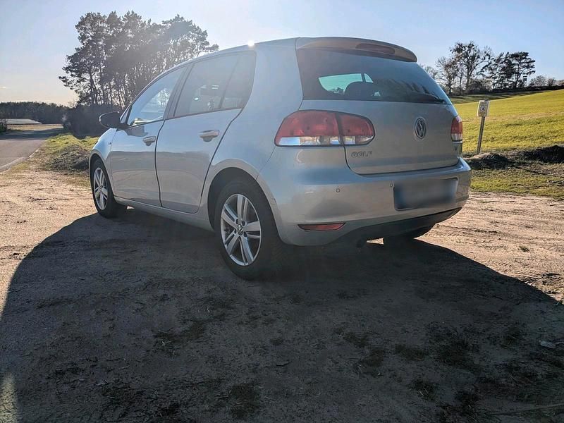 Gebraucht VW Golf VII 105 PS (77 kW) 2012 Silber Kleinwagen