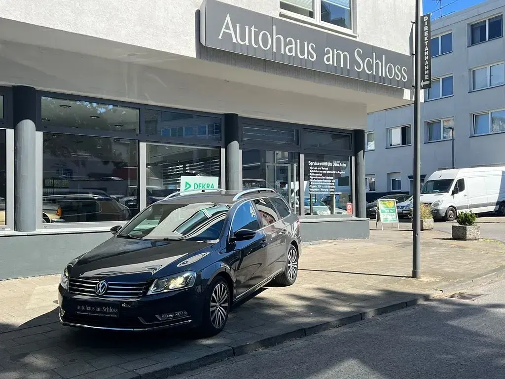 Second-hand VW Passat Edition 140 CP (102 kW) 2014 Gri Berlinǎ