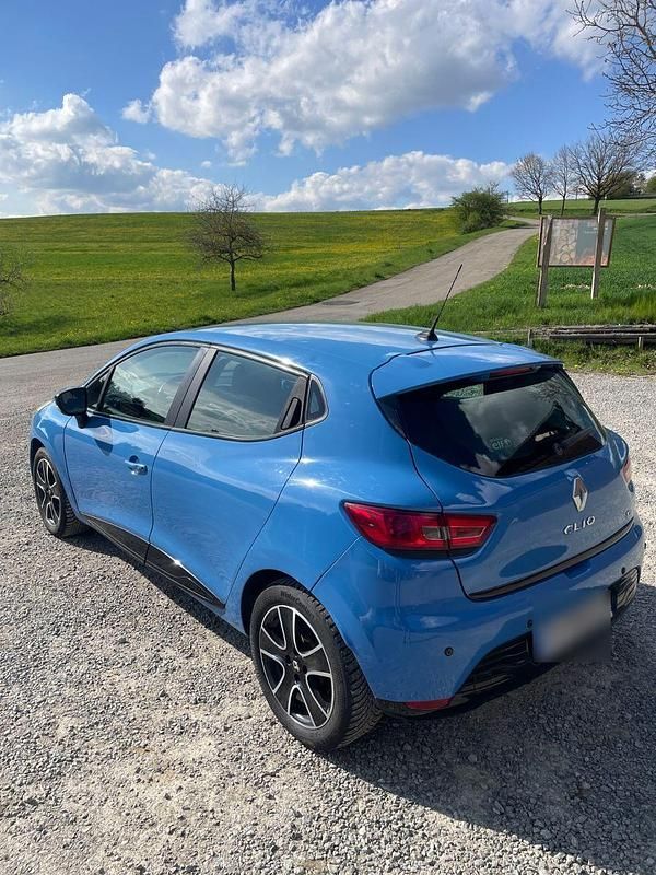 Brugt Renault Clio IV Dynamique 90 HK (66 kW) 2013 Blå Hatchback