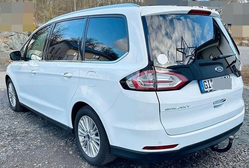 Gebraucht Ford Galaxy 150 PS (110 kW) 2016 Weiß Van / Kleinbus
