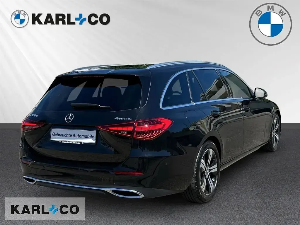 Gebraucht Mercedes C220 200 PS (147 kW) 2024 Schwarz Kombi