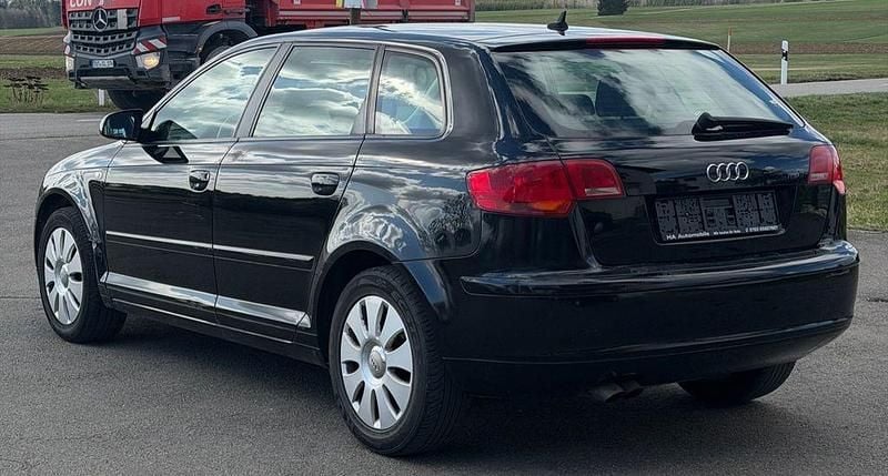 Gebraucht Audi A3 Attraction 105 PS (77 kW) 2007 Schwarz Kleinwagen
