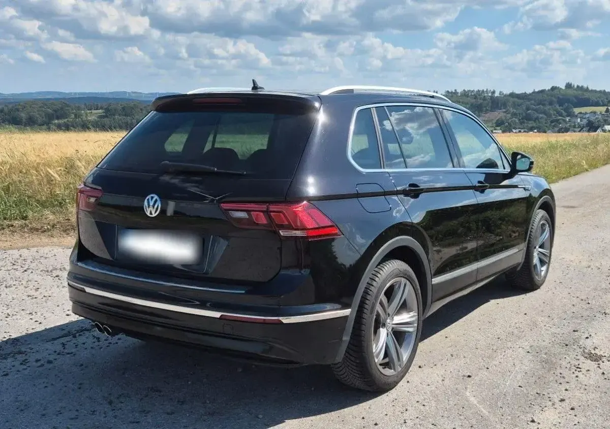 Gebraucht VW Tiguan Comfortline 131 PS (96 kW) 2019 Schwarz SUV