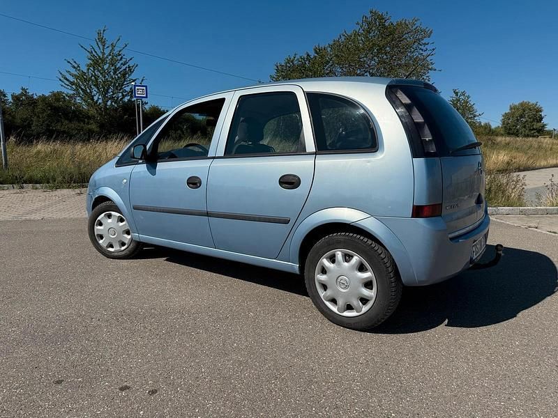 Blau Gebraucht 2007 Opel Meriva Van / Kleinbus | 800 € (Superpreis) - Bild 1/4