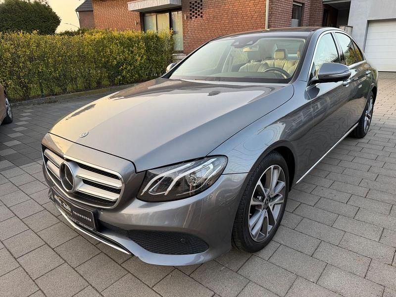 Occasion Mercedes E300 Avantgarde 245 ch (180 kW) 2018 Gris Berline