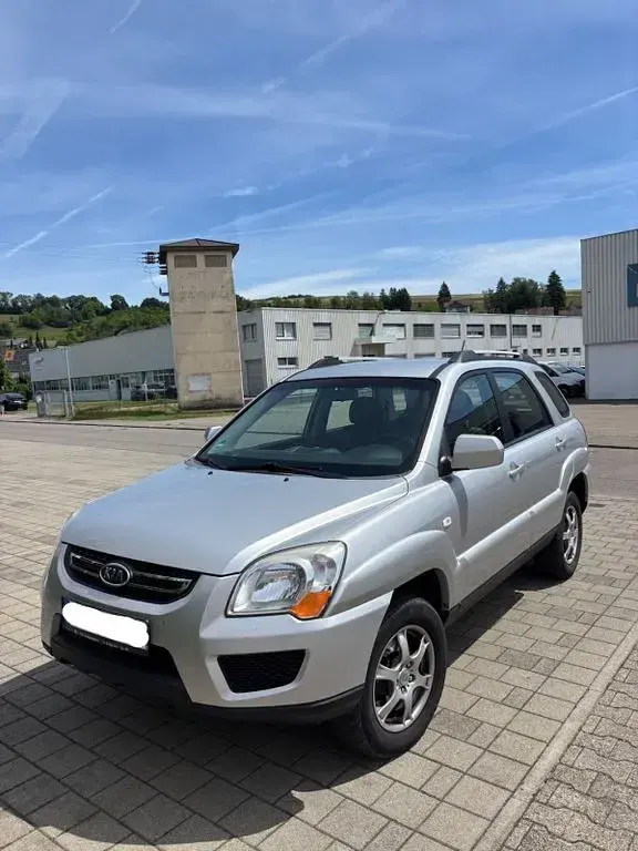 Gebraucht Kia Sportage 150 PS (110 kW) 2009 Silber SUV