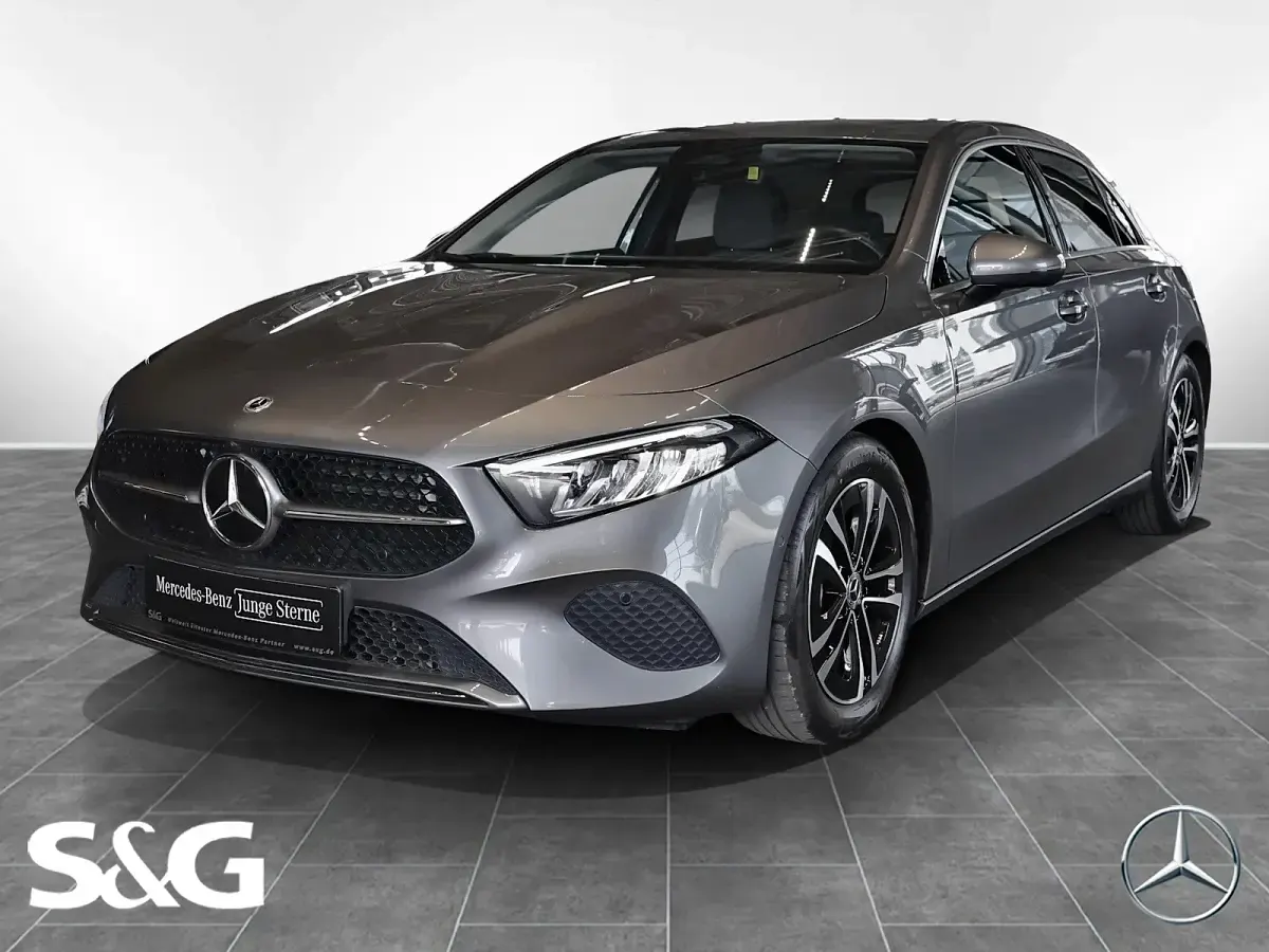 Gebraucht Mercedes A200 Progressive 163 PS (119 kW) 2024 Limousine