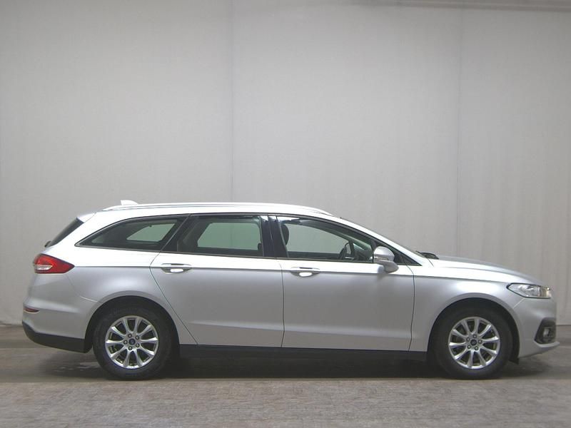 Gebraucht Ford Mondeo Trend 150 PS (110 kW) 2020 Silber Kombi
