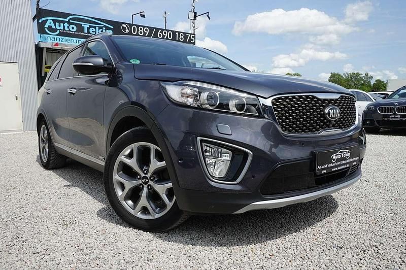 Graphit grau Gebraucht 2016 Kia Sorento Platinum Edition SUV | 19.950 € (Fairer Preis) - Bild 1/3