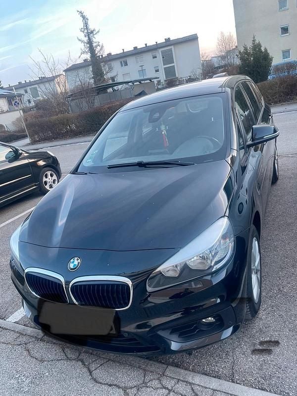 Schwarz Gebraucht 2017 BMW 216 Limousine | 9.499 € (Guter Preis) - Bild 1/4