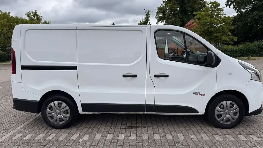 Gebraucht Fiat Talento 121 PS (88 kW) 2019 Weiß Van / Kleinbus