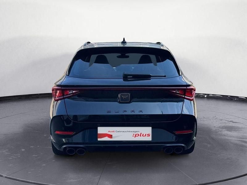 Używany Cupra Leon VZ 310 KM (228 kW) 2022 Czarny Sedan/Limuzyna