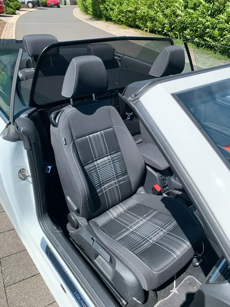 Gebraucht VW Golf Cabriolet 105 PS (77 kW) 2015 Weiß Cabrio
