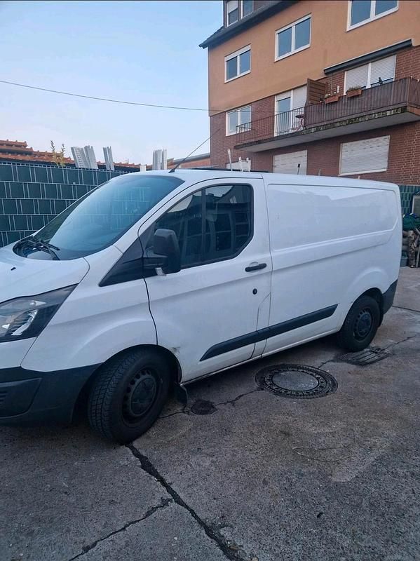 Weiß Gebraucht 2016 Ford Transit Custom Van / Kleinbus | 6.499 € (Superpreis) - Bild 1/4
